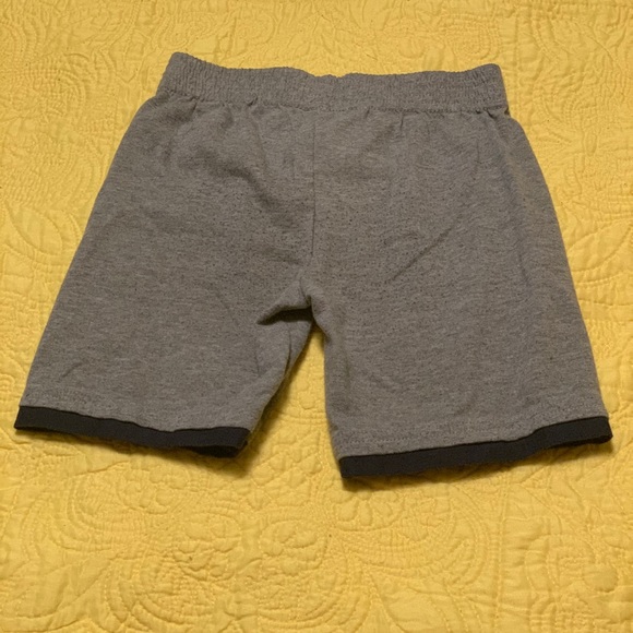 Garanimals Short Set - Picture 3 of 7